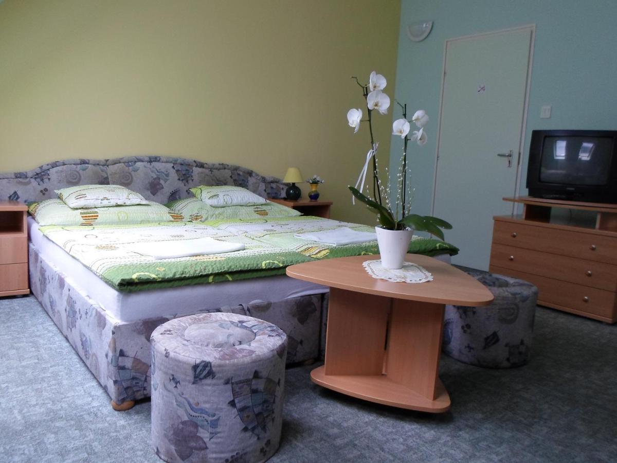 Panorama Szallas 미슈콜츠 외부 사진