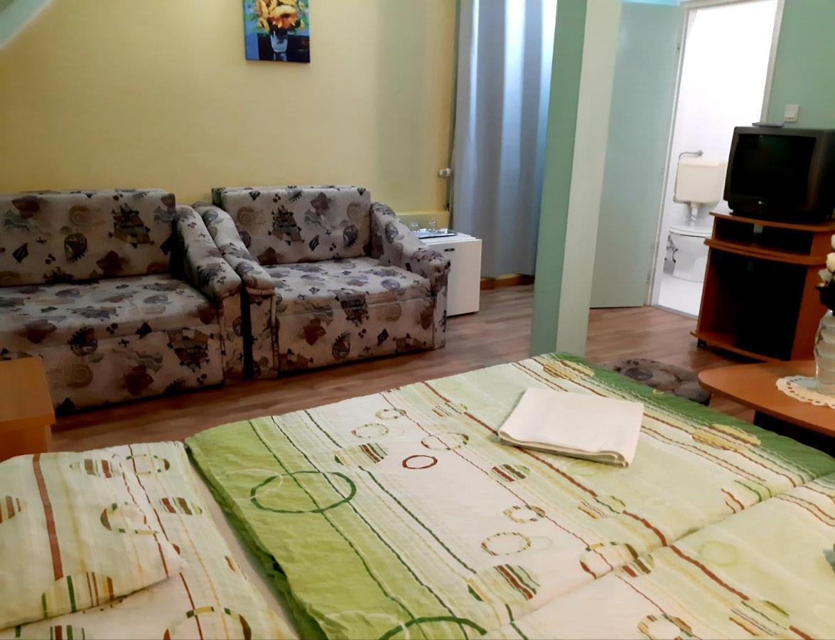 Panorama Szallas 미슈콜츠 외부 사진